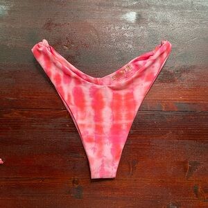 Suzanne bottomsLollapaloozaWorn onceSize MSKATIE